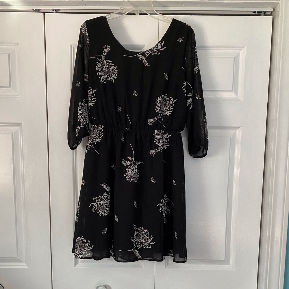 Maurices Floral Chiffon dress. Size - Large